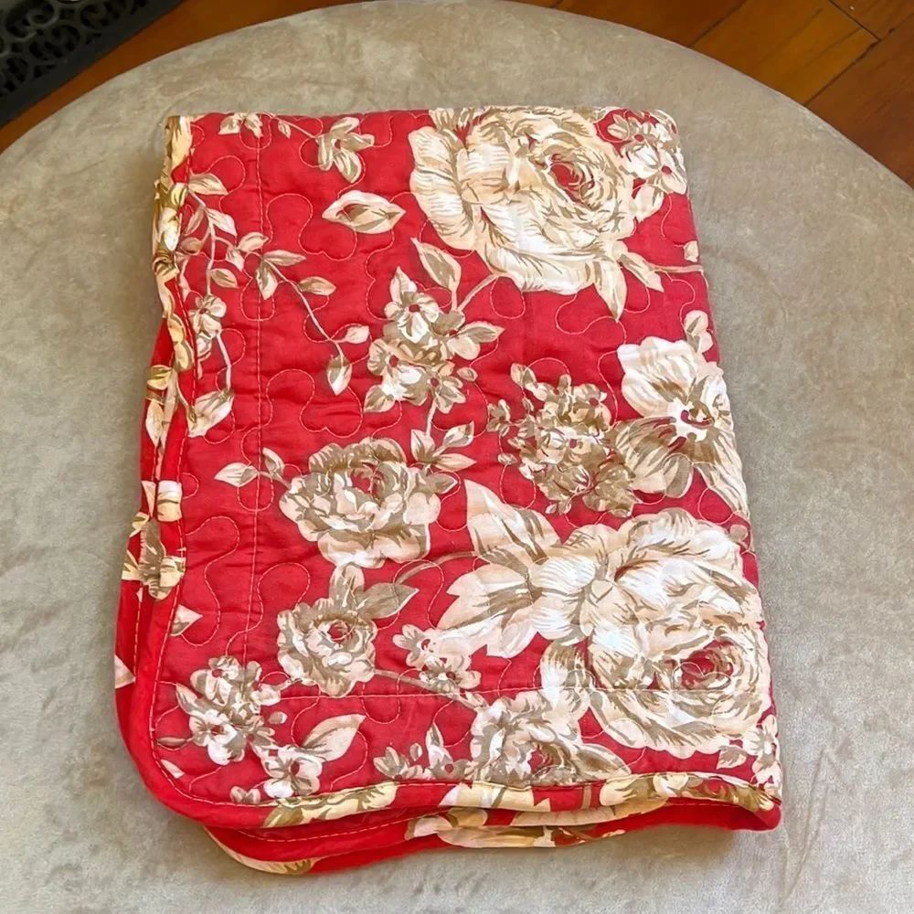 VTG 20x26” Quilted Pillow Sham Victorian Red Tan Garden Rose Print